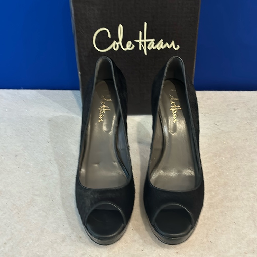 Cole Haan “Stephanie Air” (Nike) Peep Toe Pumps Blk Calf Hair 9.5 B